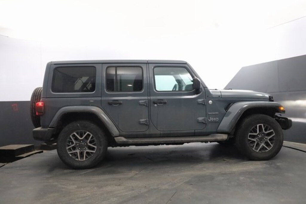 Used 2024 Jeep Wrangler Sahara SUV