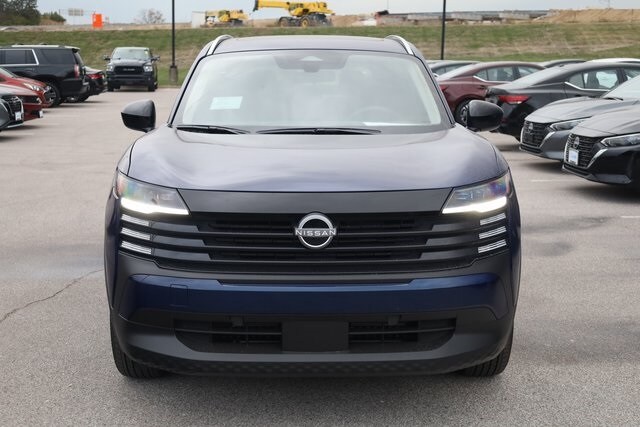 2026 Nissan Kicks SV photo 2