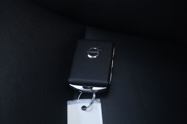 2024 Volvo S60 Core - Photo 24