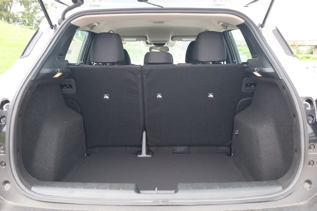 2026 Nissan KICKS S - Photo 23