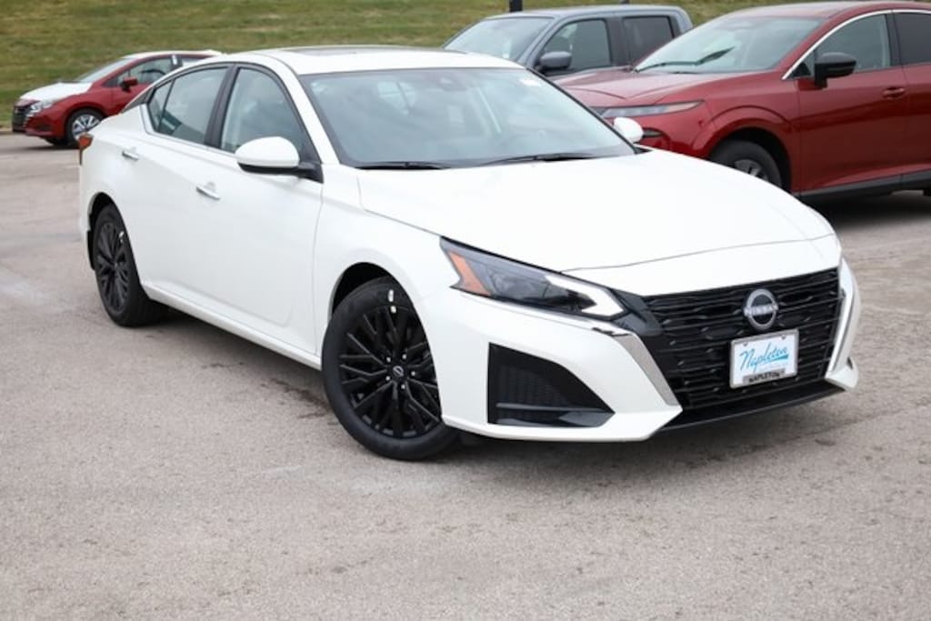 New 2025 Nissan Altima SV Sedan