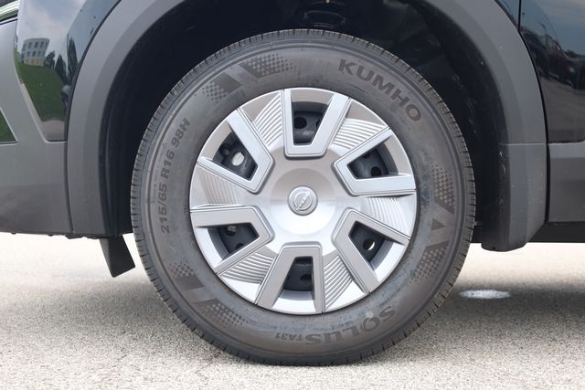 2026 Nissan KICKS S - Photo 8