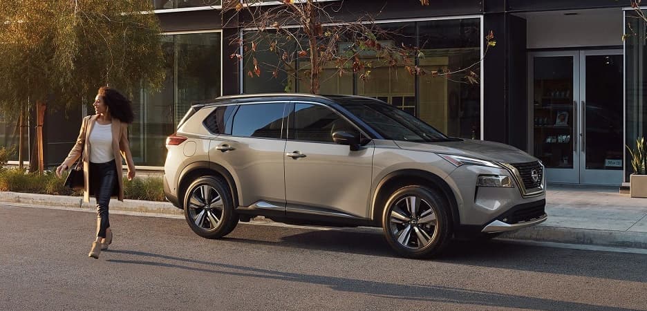 Nissan Rogue Platinum AWD two-tone paint