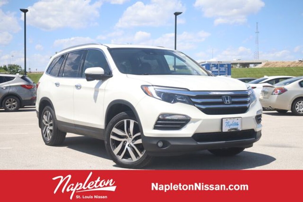 Used 2017 Honda Pilot Touring AWD SUV