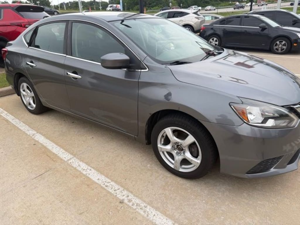 Used 2017 Nissan Sentra SV Sedan