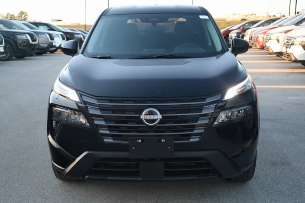 New 2026 Nissan Rogue SV SUV