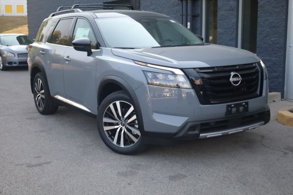 New 2025 Nissan Pathfinder Platinum SUV