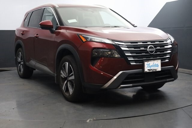 2025 Nissan Rogue SL photo 2
