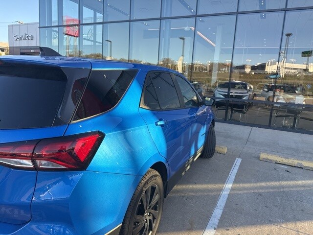 2024 Chevrolet Equinox LS photo 3