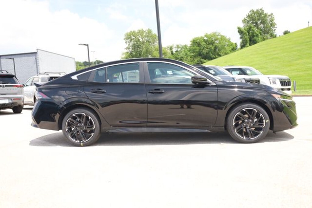 New 2026 Nissan Sentra SR Sedan