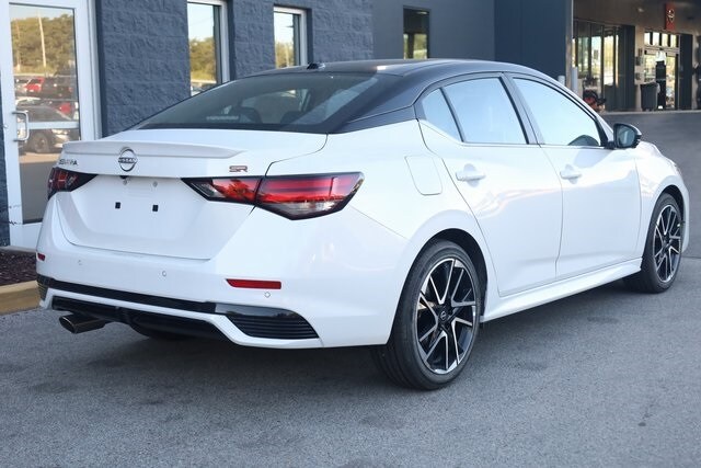 2025 Nissan Sentra SR photo 4