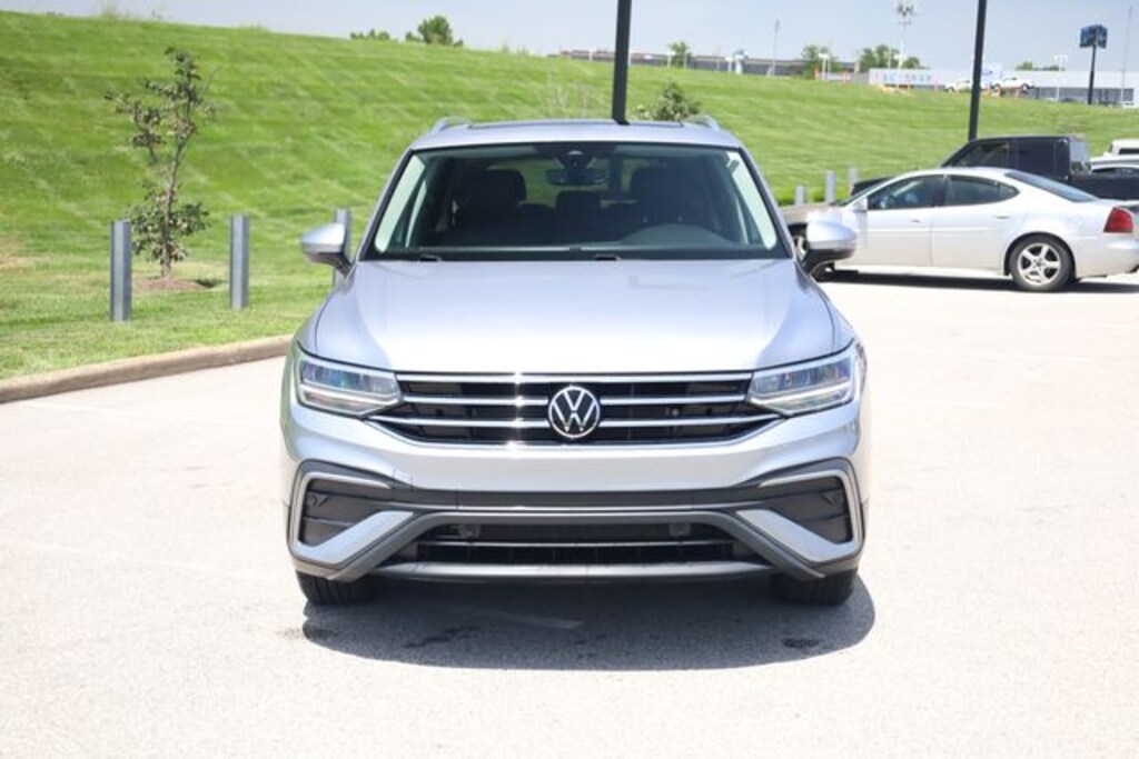 Used 2023 Volkswagen Tiguan 2.0T SE SUV