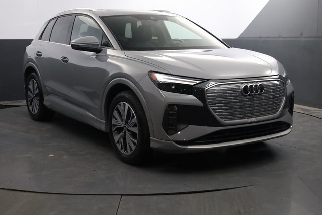 Used 2023 Audi Q4 e-tron Premium Plus with VIN WA1BCBFZ7PP029153 for sale in St. Louis, MO