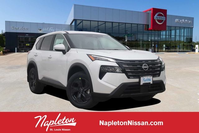 2026 Nissan Rogue SV FWD's photo