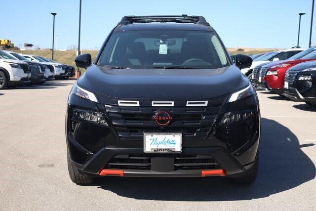 2026 Nissan Rogue SV photo 3