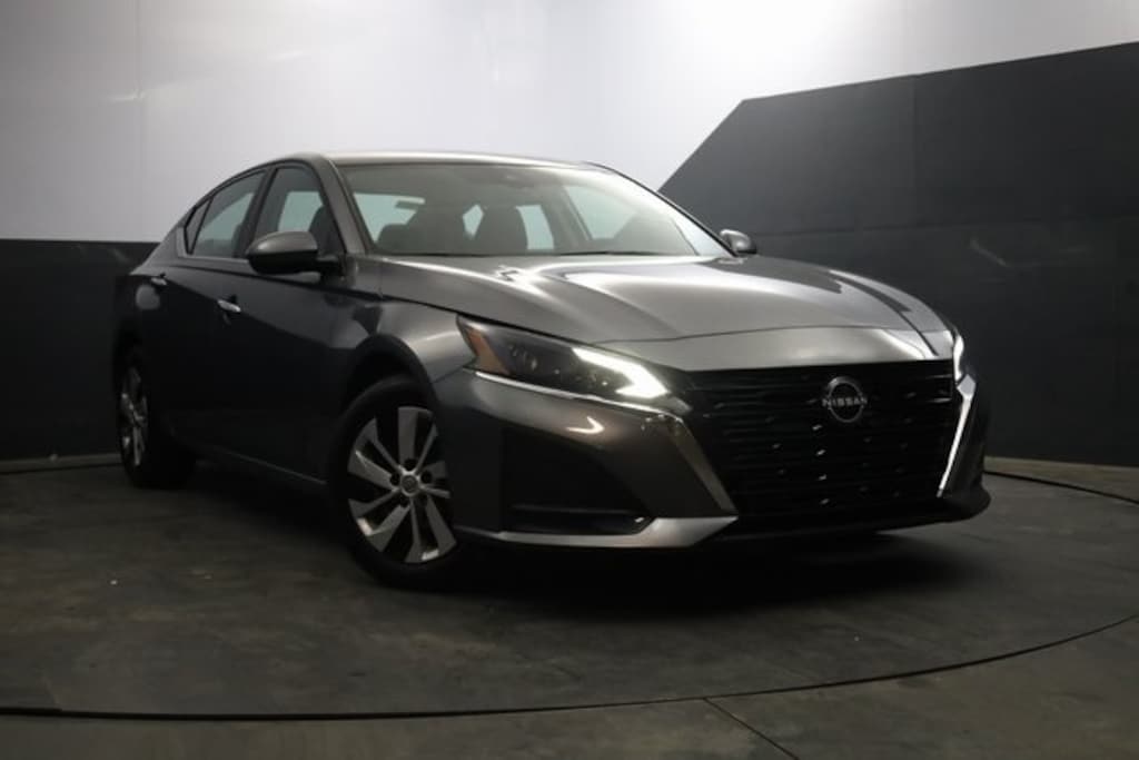 Used 2023 Nissan Altima 2.5 S Sedan