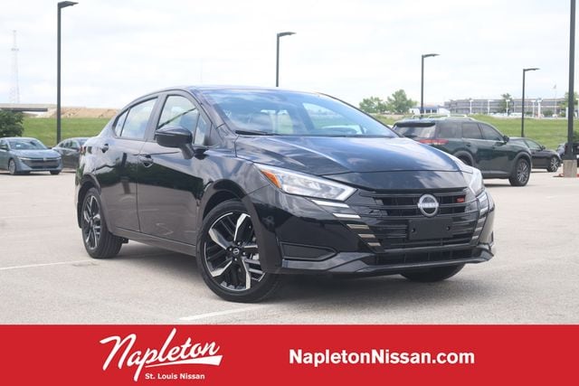 2025 Nissan Versa 1.6 SR CVT's photo