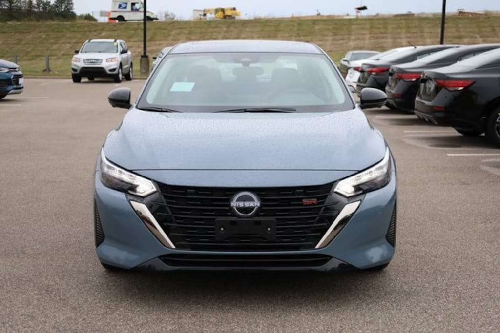 New 2025 Nissan Sentra SR Sedan