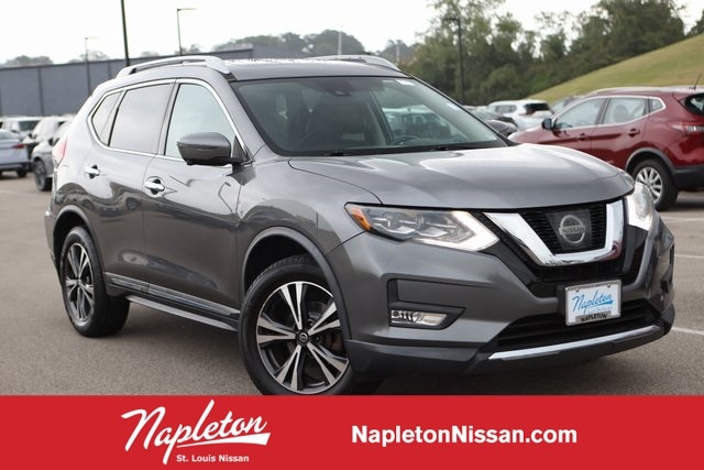 Used 2017 Nissan Rogue SL with VIN 5N1AT2MV4HC789837 for sale in Saint Louis, MO