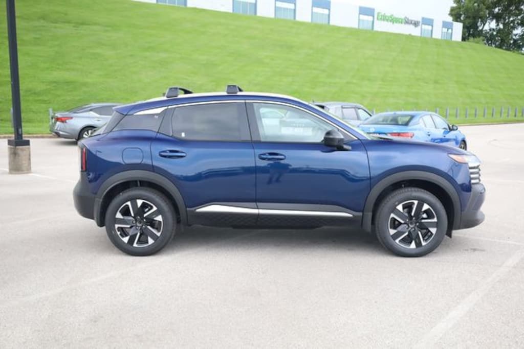 New 2026 Nissan Kicks SV SUV