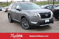 2025 Nissan Pathfinder SL SUV