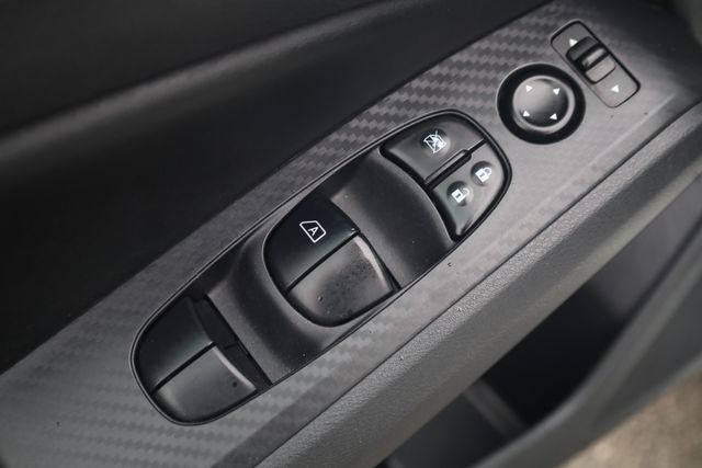 2025 Nissan Altima SV - Photo 13
