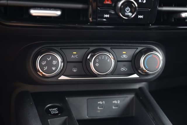 2026 Nissan KICKS S - Photo 19