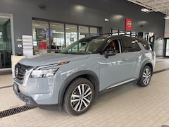 2022 Nissan Pathfinder Platinum SUV