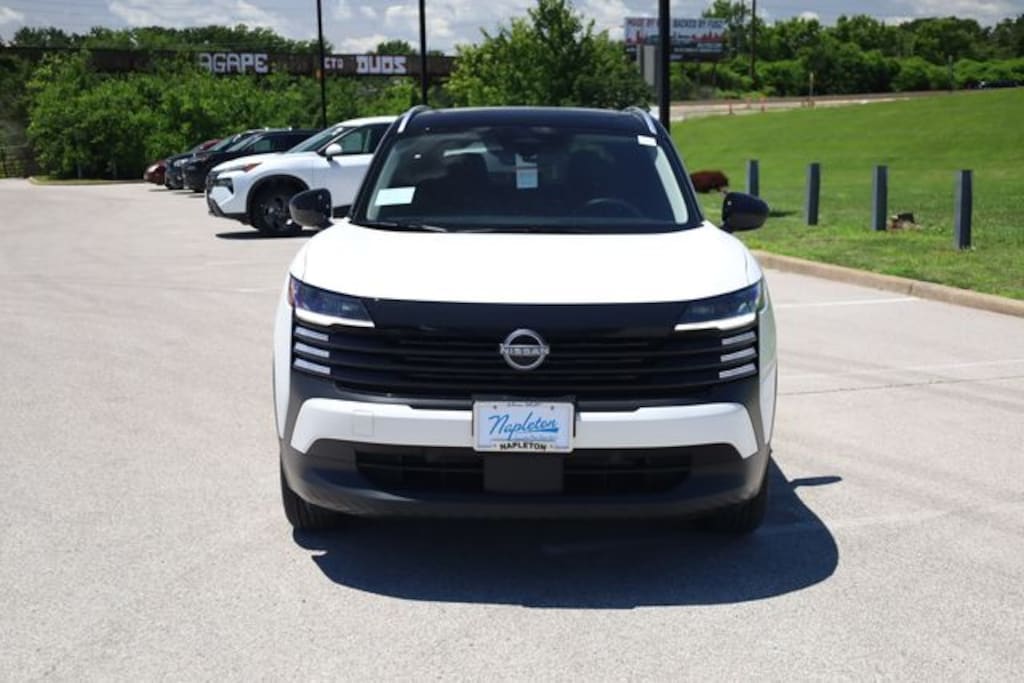 New 2026 Nissan Kicks SV SUV