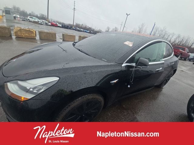 2019 Tesla Model 3 Standard Range's photo