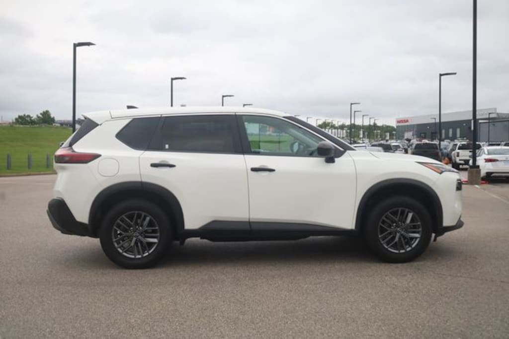 Used 2023 Nissan Rogue S SUV
