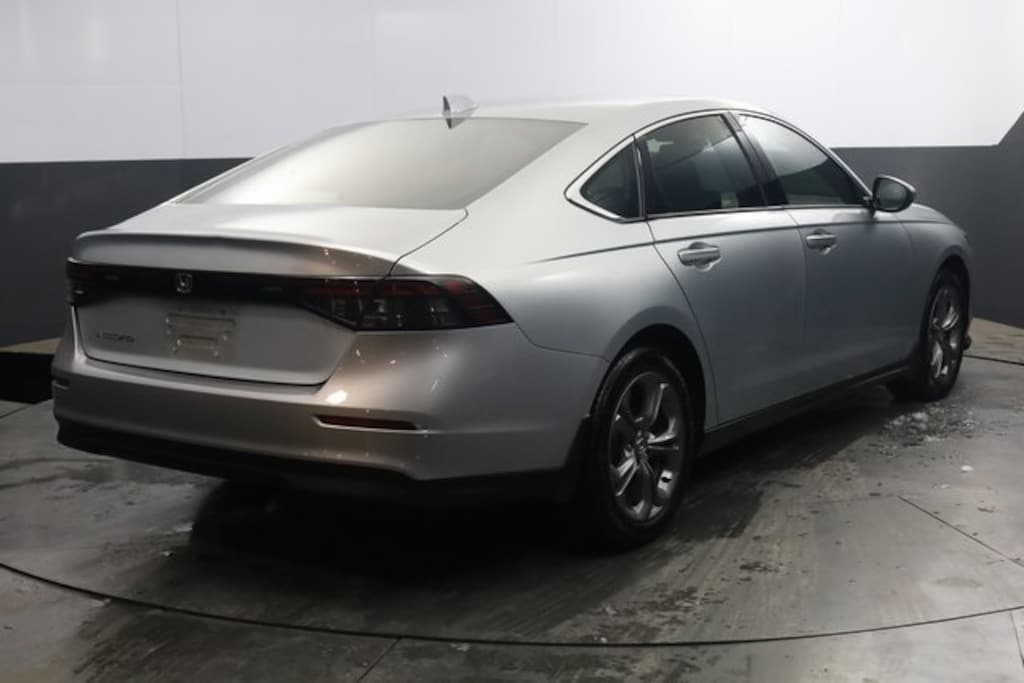 Used 2024 Honda Accord EX Sedan