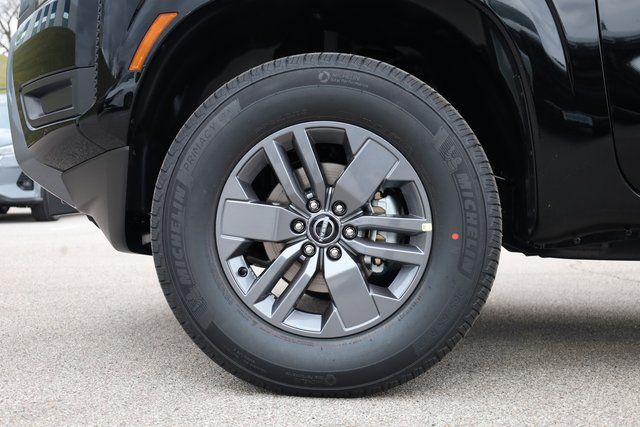 2026 Nissan Frontier SV - Photo 9