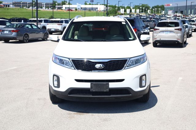 Used 2014 Kia Sorento LX with VIN 5XYKTCA67EG530200 for sale in St. Louis, MO
