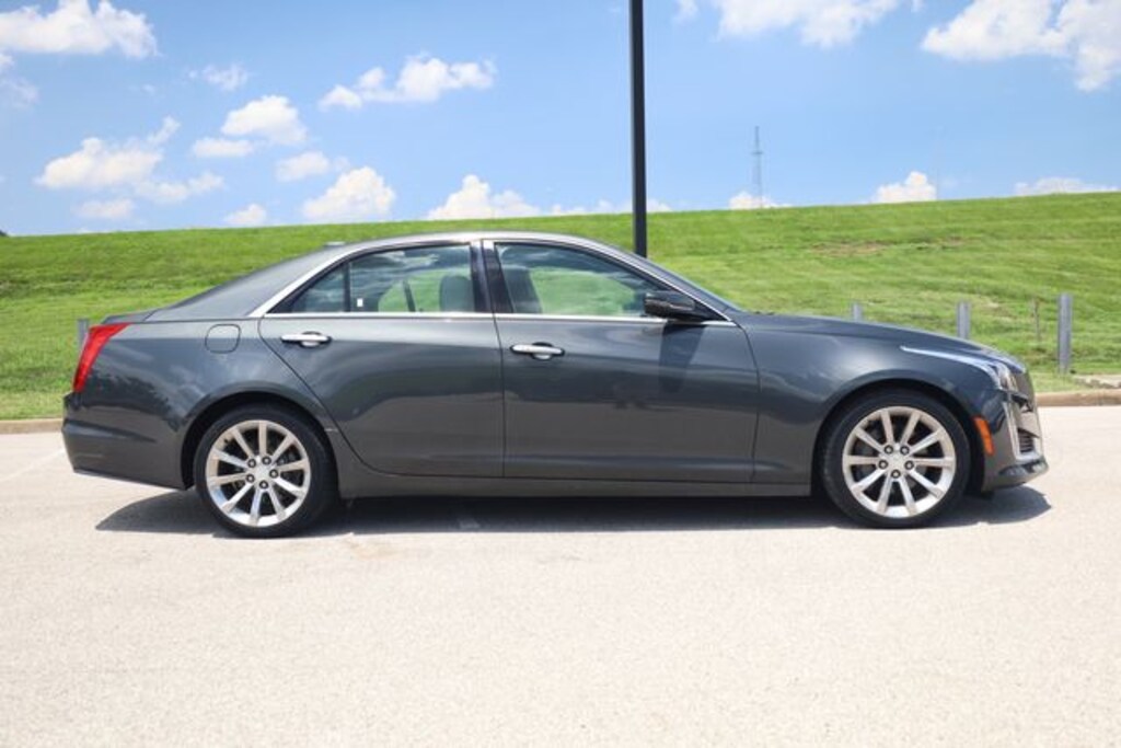 Used 2017 CADILLAC CTS 2.0L Turbo Luxury Sedan
