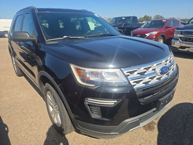 2019 Ford Explorer XLT photo 3