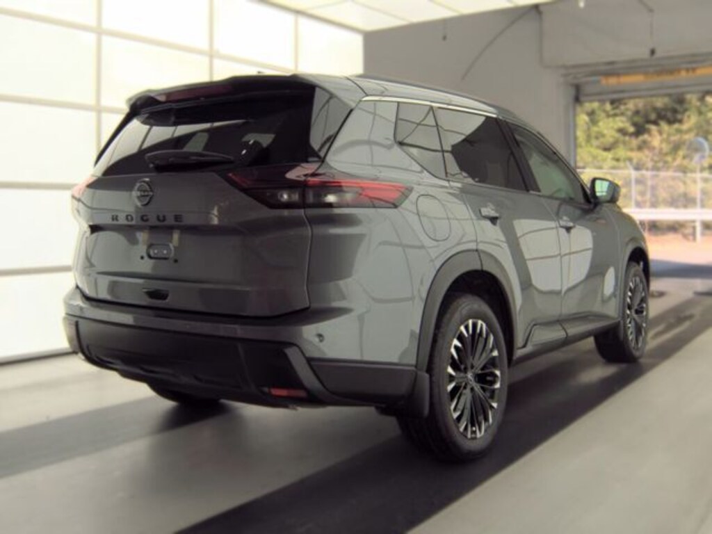 Used 2026 Nissan Rogue Dark Armor SUV