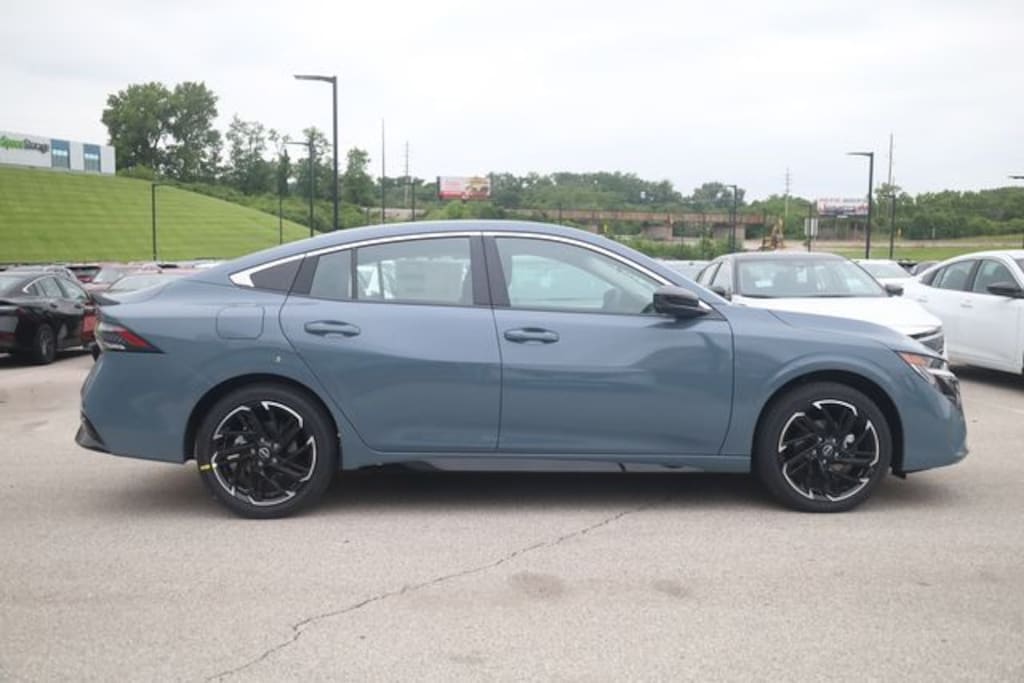 New 2026 Nissan Sentra SR Sedan