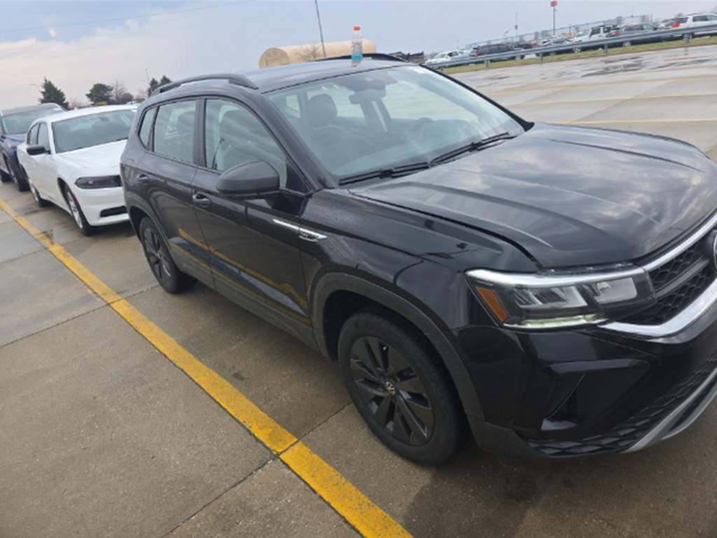 Used 2024 Volkswagen Taos 1.5T S SUV