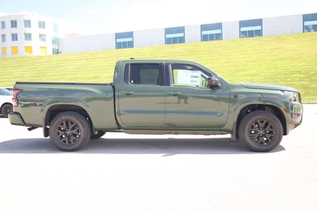 New 2026 Nissan Frontier SV Truck Crew Cab