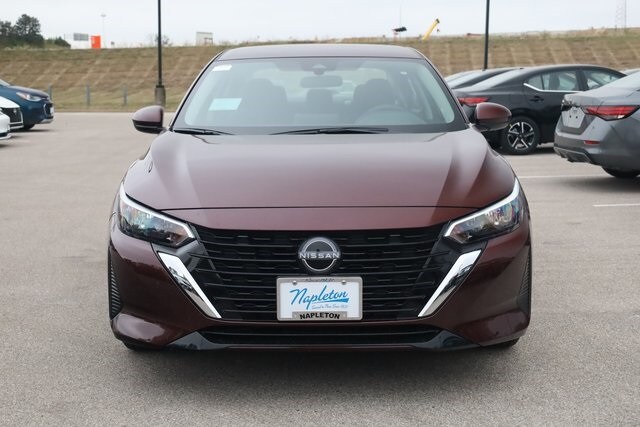 2025 Nissan Sentra SV photo 3
