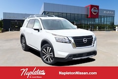 2025 Nissan Pathfinder Platinum SUV