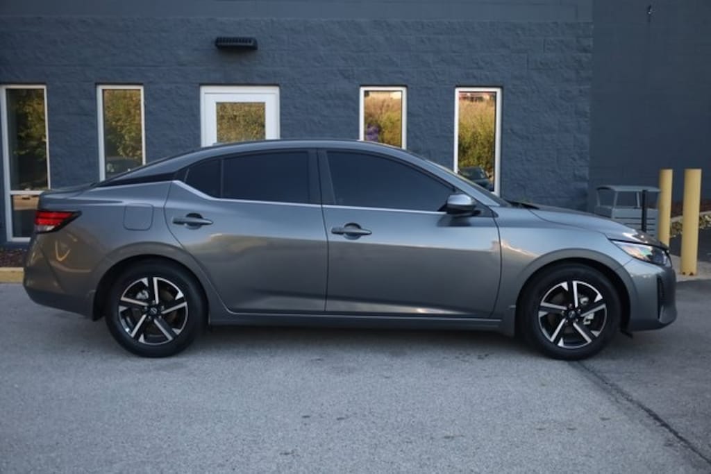 New 2025 Nissan Sentra SV Sedan