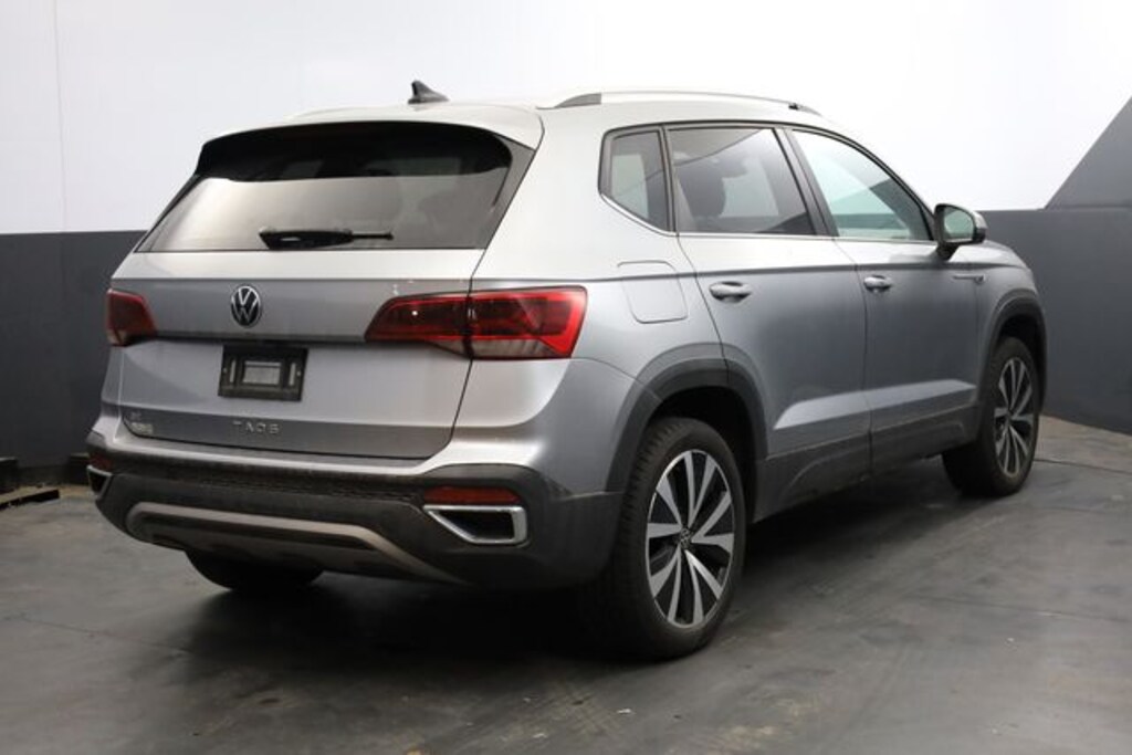 Used 2024 Volkswagen Taos 1.5T SE SUV