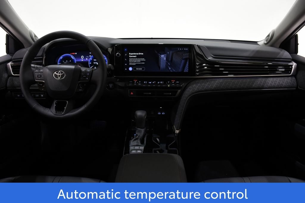 2026 Toyota Camry XLE - Photo 8