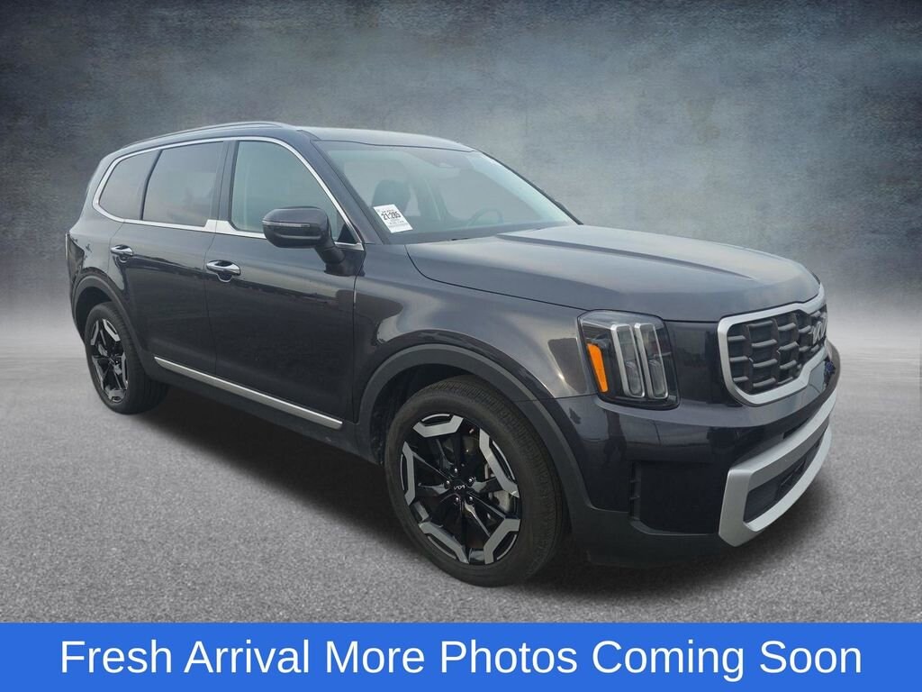 Used 2025 Kia Telluride S Sport Utility