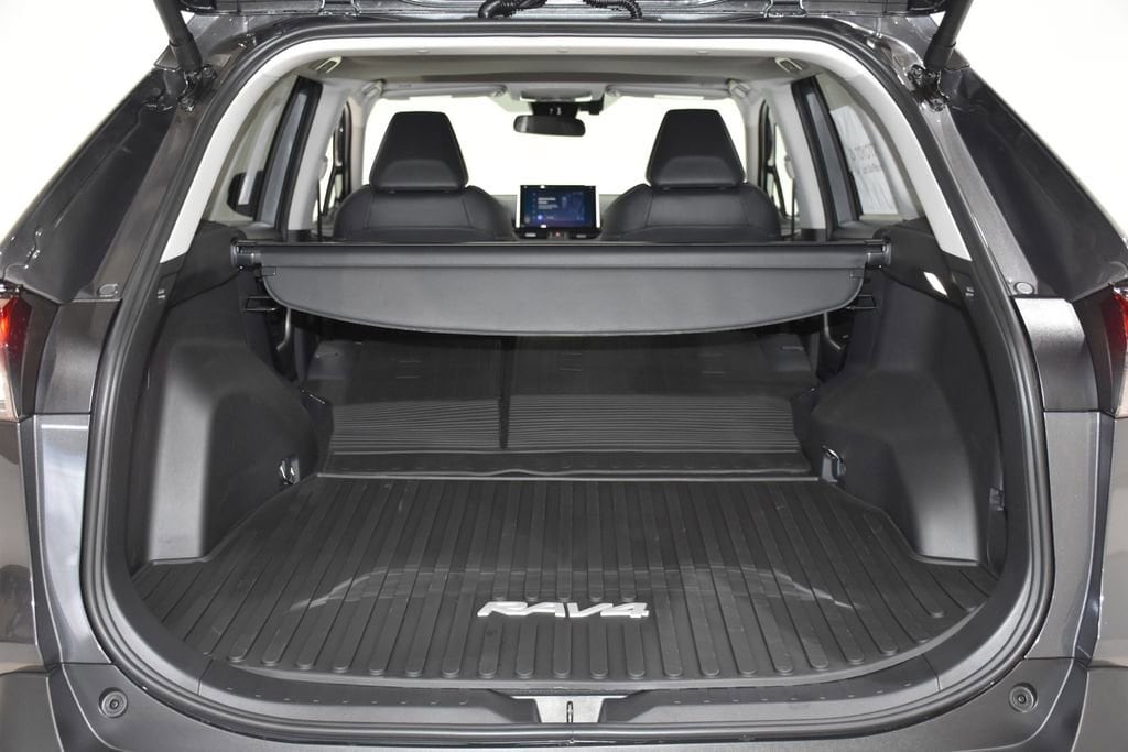 2025 Toyota RAV4 XLE Premium - Photo 30