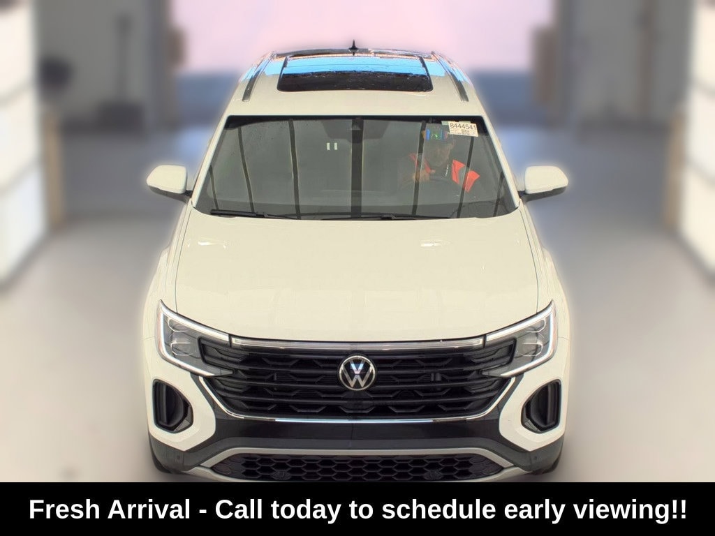 Used 2025 Volkswagen Atlas Cross Sport 2.0T SE w/Technology Sport Utility