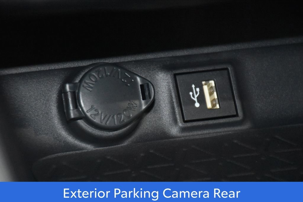 2025 Toyota RAV4 XLE Premium - Photo 18