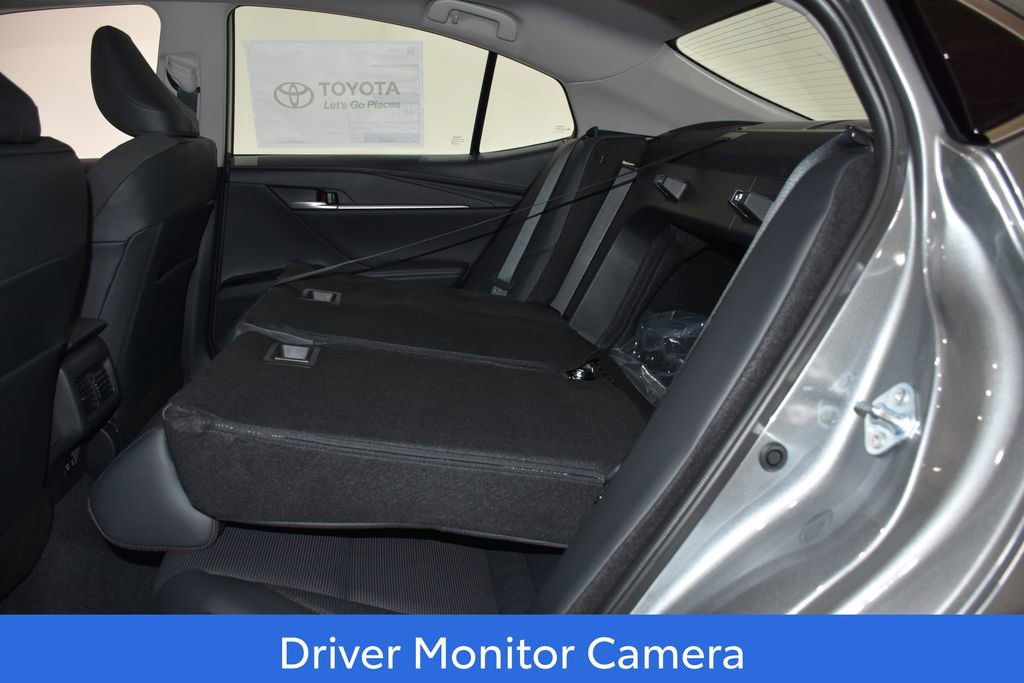2026 Toyota Camry XLE - Photo 28